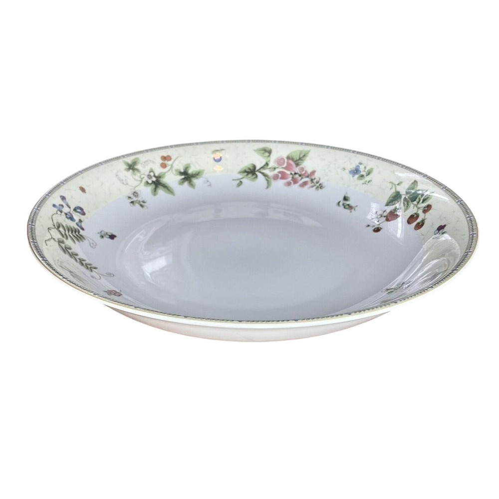 Wedgwood Fleur Fine China Rimmed Soup‎ Pasta Bowl Floral Strawberry 1997 Japan